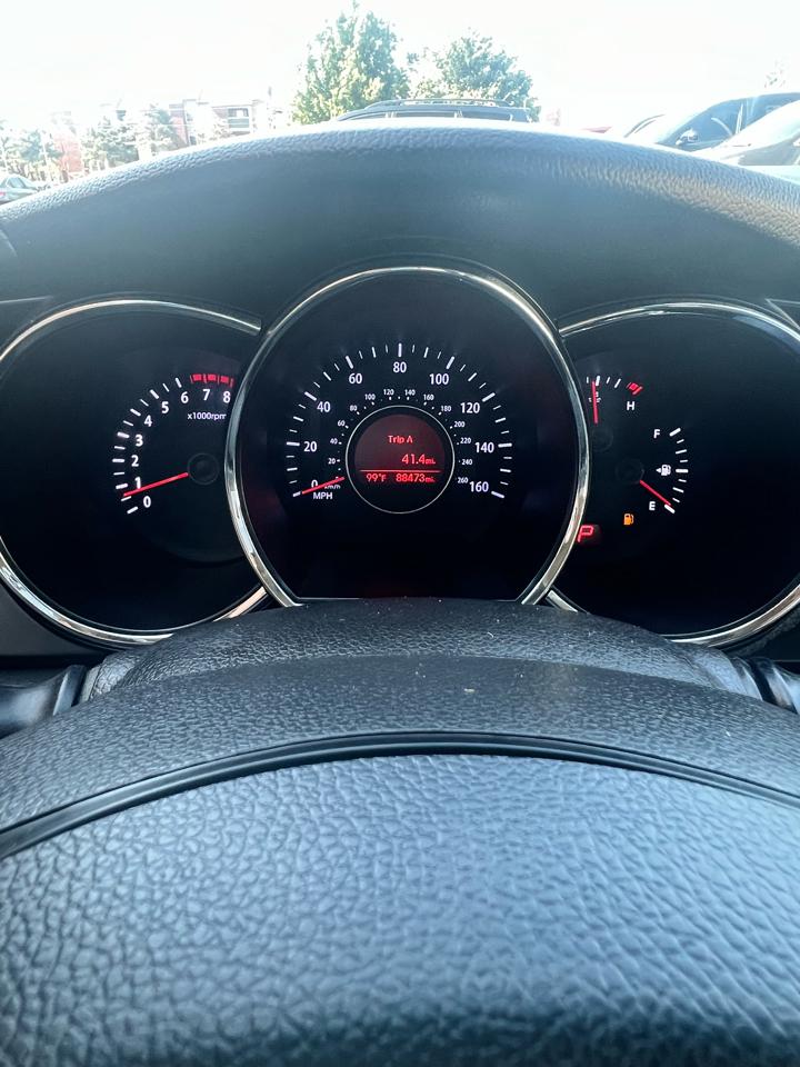 Kia Optima 4dr Sdn 2.4L Auto EX 2012