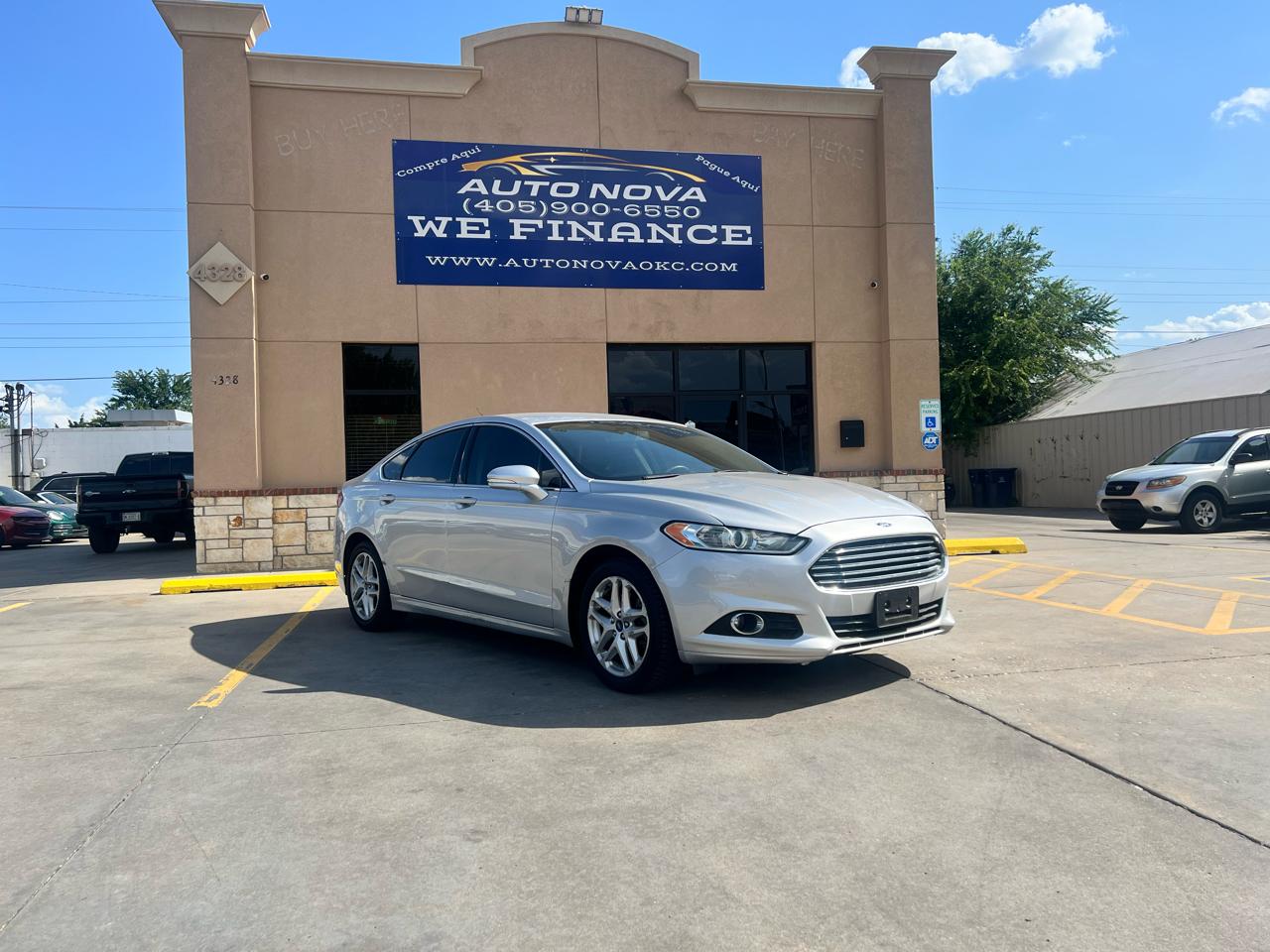 2014 Ford Fusion 4dr Sdn SE FWD