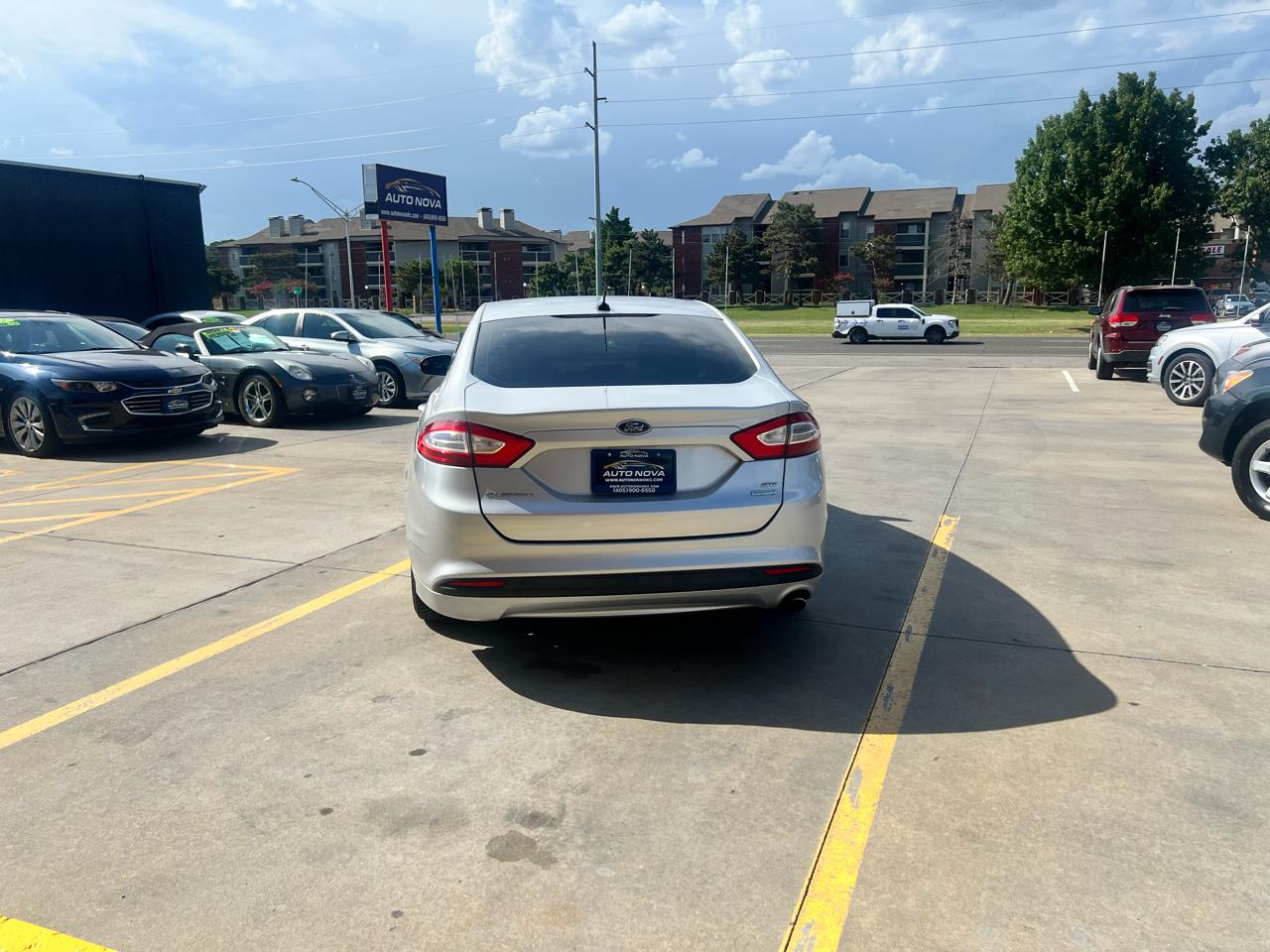 Ford Fusion 4dr Sdn SE FWD 2014