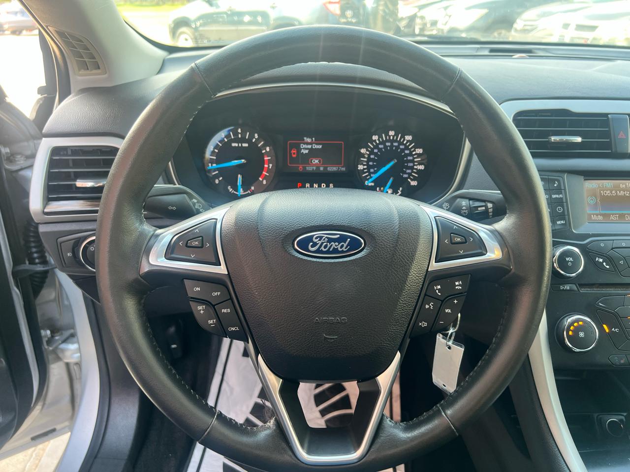 Ford Fusion 4dr Sdn SE FWD 2014