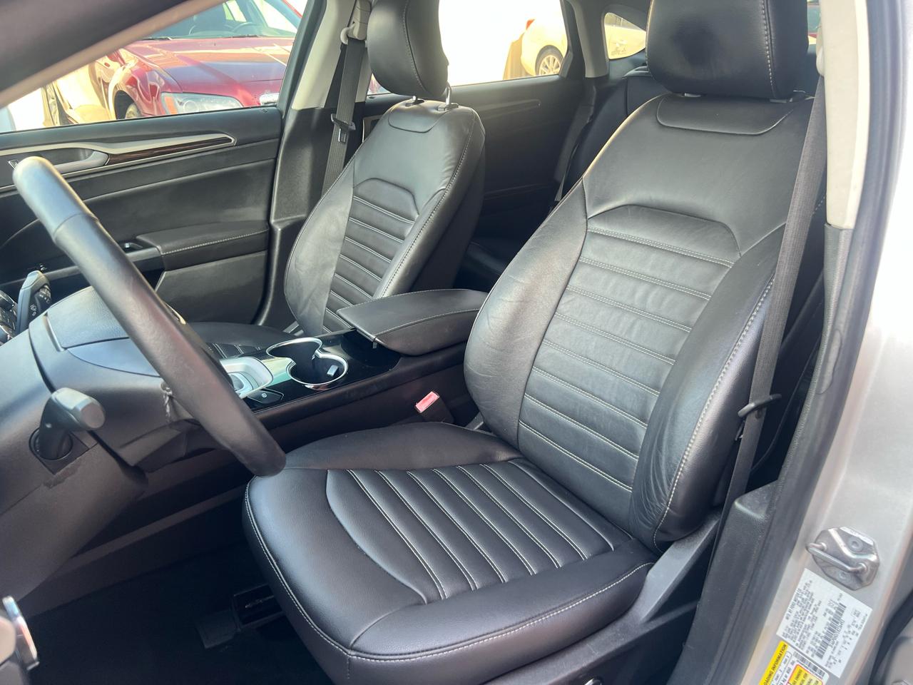 Ford Fusion 4dr Sdn SE FWD 2014