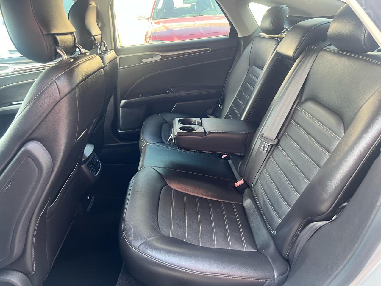 Ford Fusion 4dr Sdn SE FWD 2014