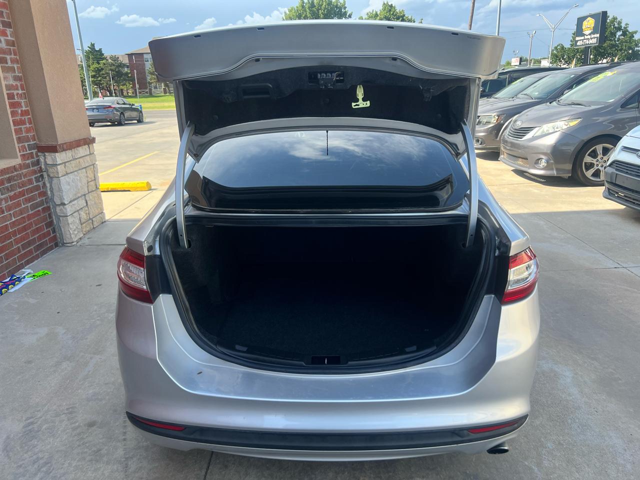 Ford Fusion 4dr Sdn SE FWD 2014