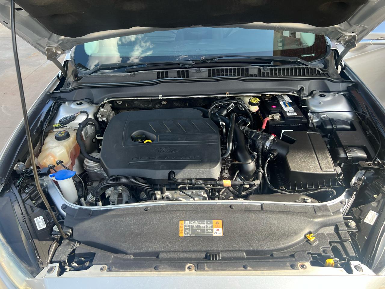 Ford Fusion 4dr Sdn SE FWD 2014