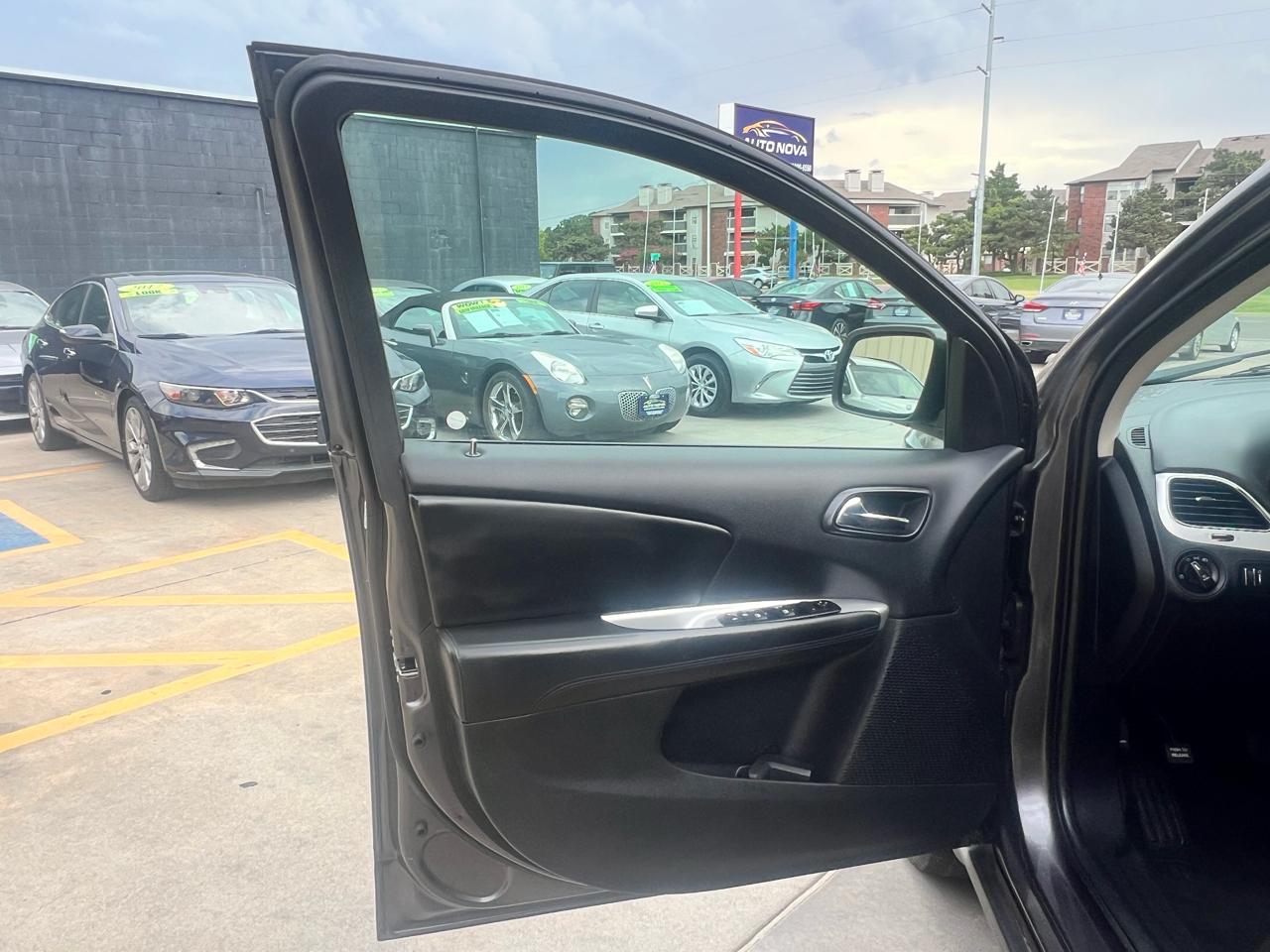 Dodge Journey FWD 4dr SXT 2015