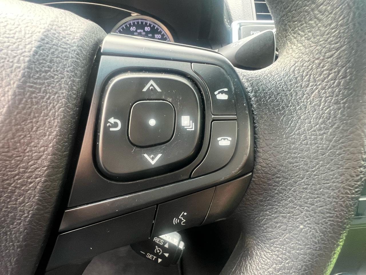 Toyota Camry 4dr Sdn I4 Auto XLE (Natl) 2015