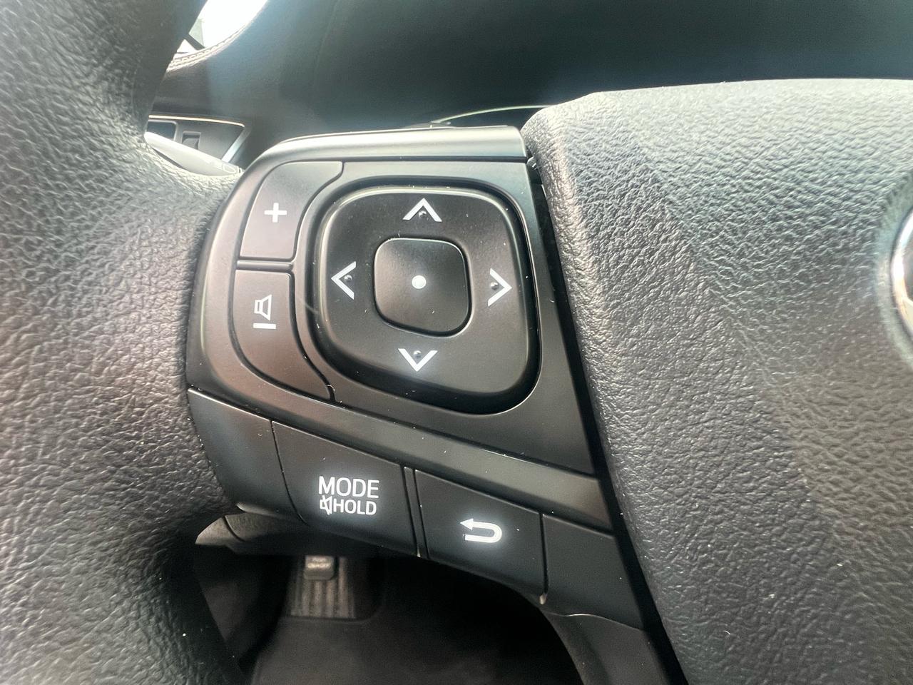 Toyota Camry 4dr Sdn I4 Auto XLE (Natl) 2015