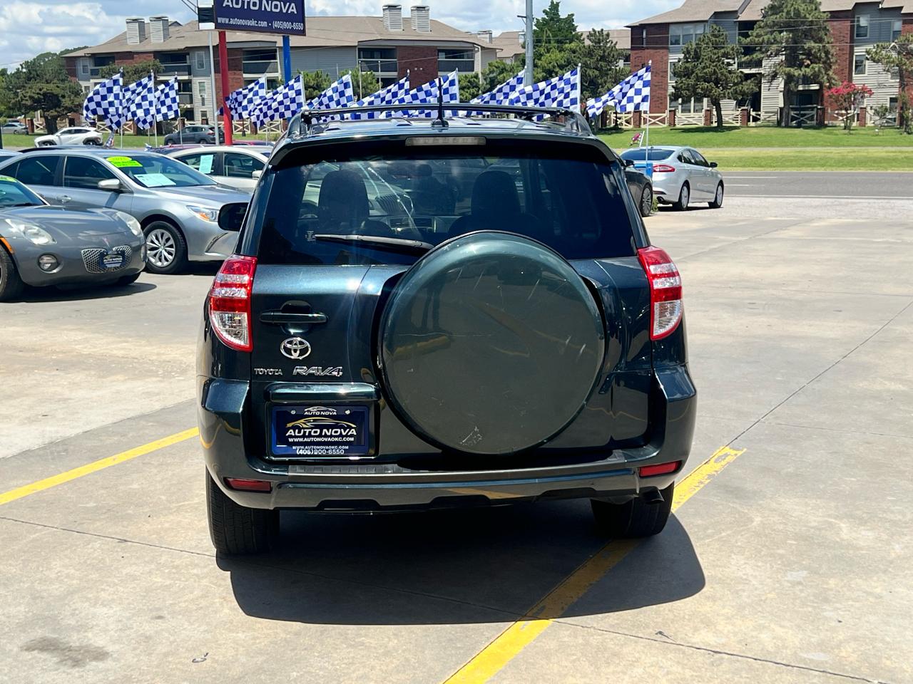 Toyota RAV4 FWD 4dr 4-cyl 4-Spd AT (Natl) 2009