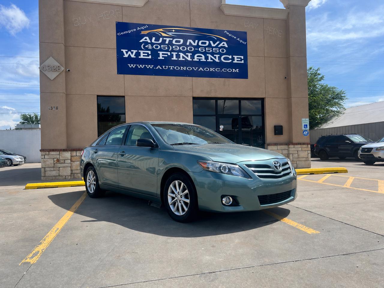 2011 Toyota Camry 4dr Sdn I4 Man LE (Natl)