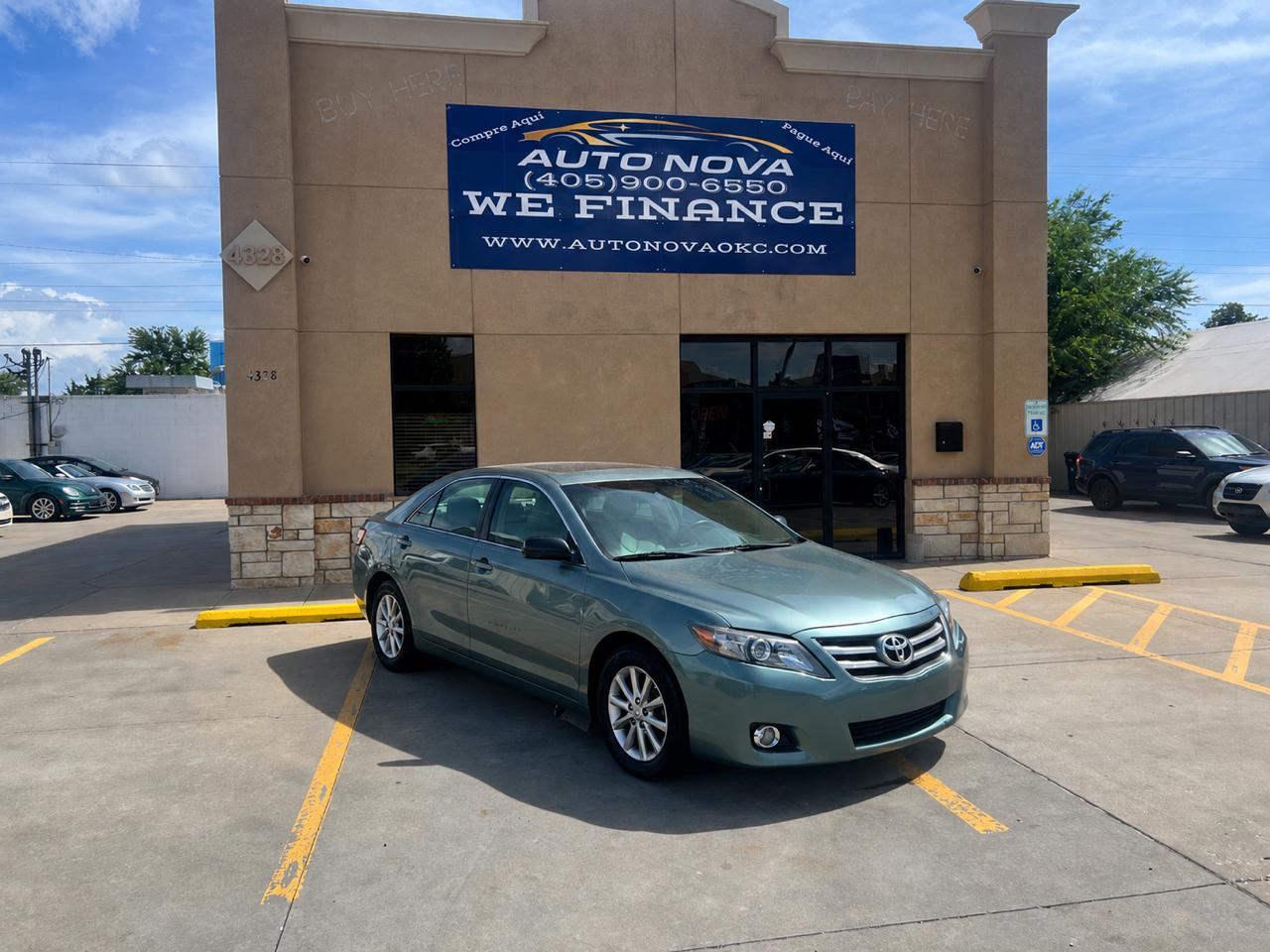 Toyota Camry 4dr Sdn I4 Man LE (Natl) 2011