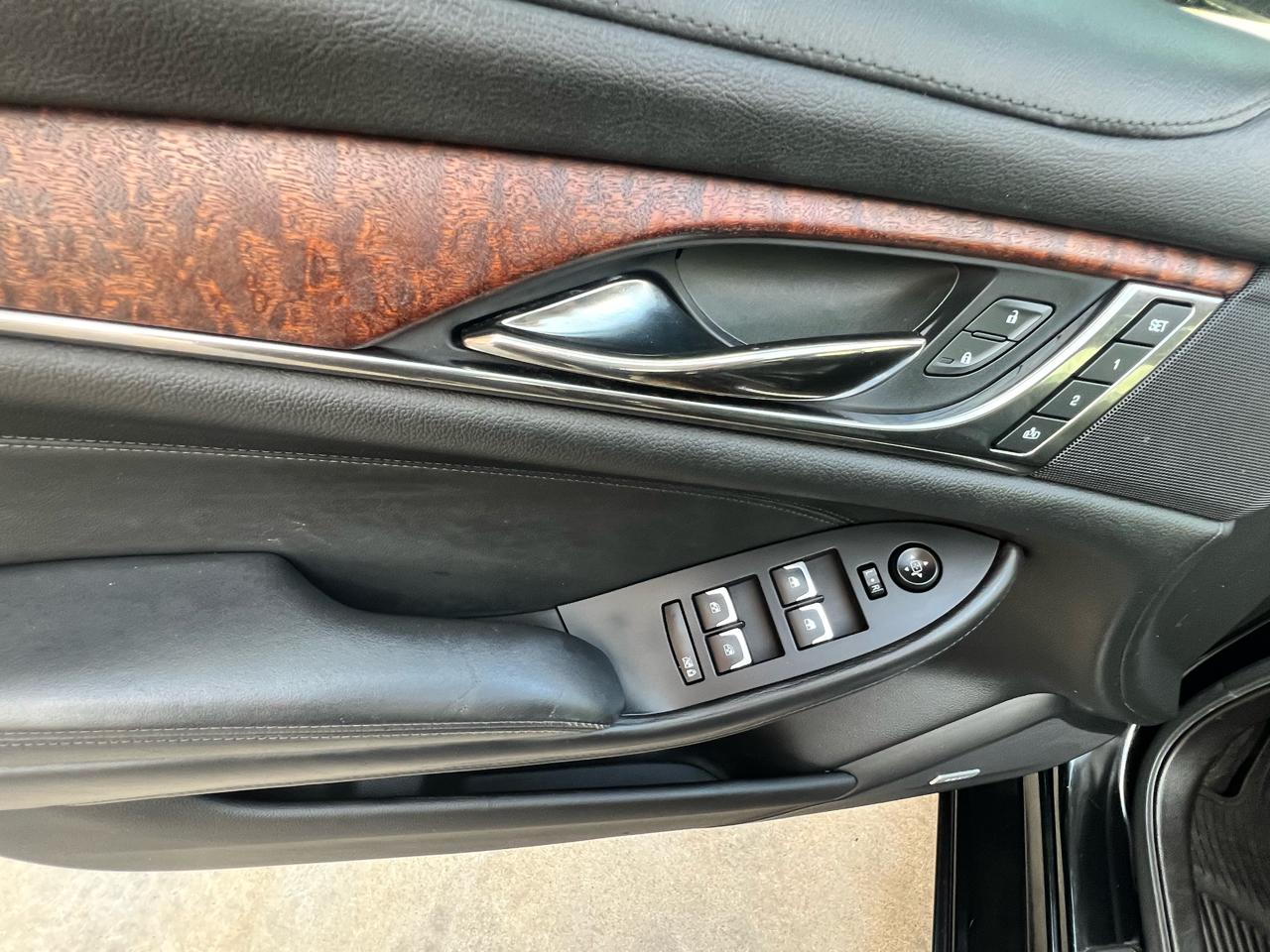 Cadillac CTS Sedan 4dr Sdn 2.0L Turbo Luxury AWD 2019