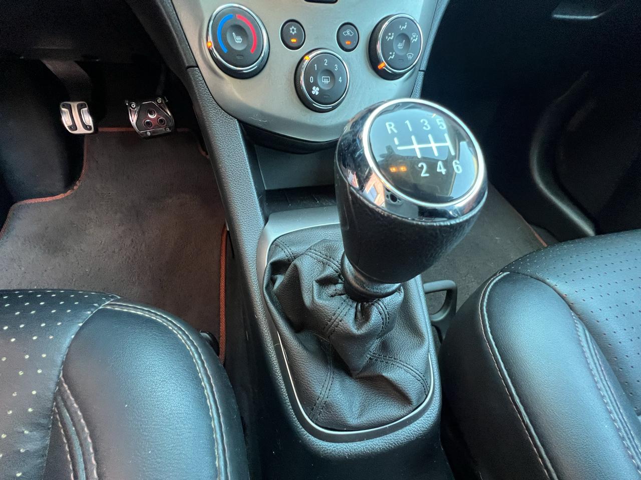 Chevrolet Sonic 4dr Sdn Manual LTZ 2015
