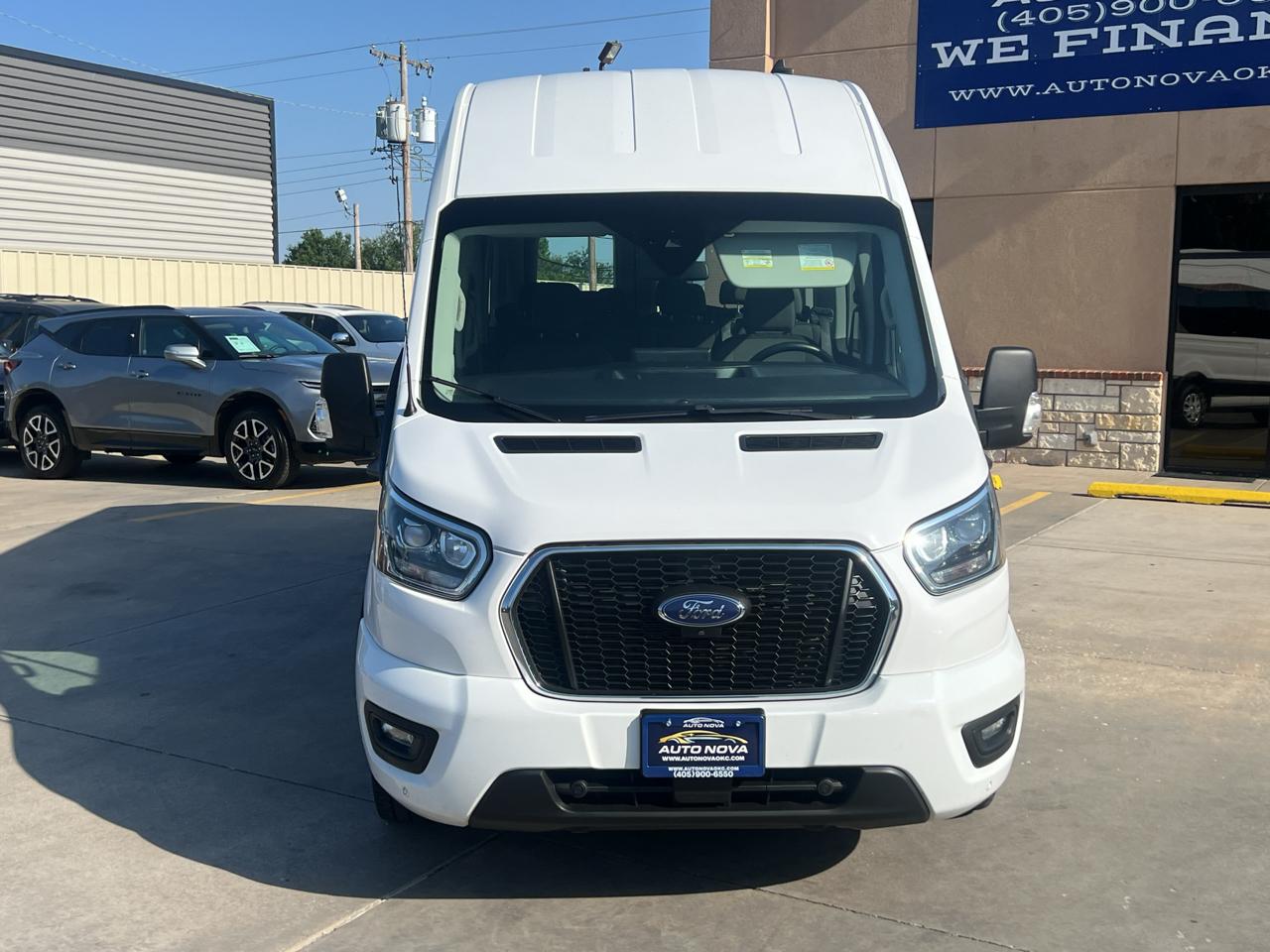 Ford Transit Passenger Wagon T-350 148" High Roof XLT RWD 2023