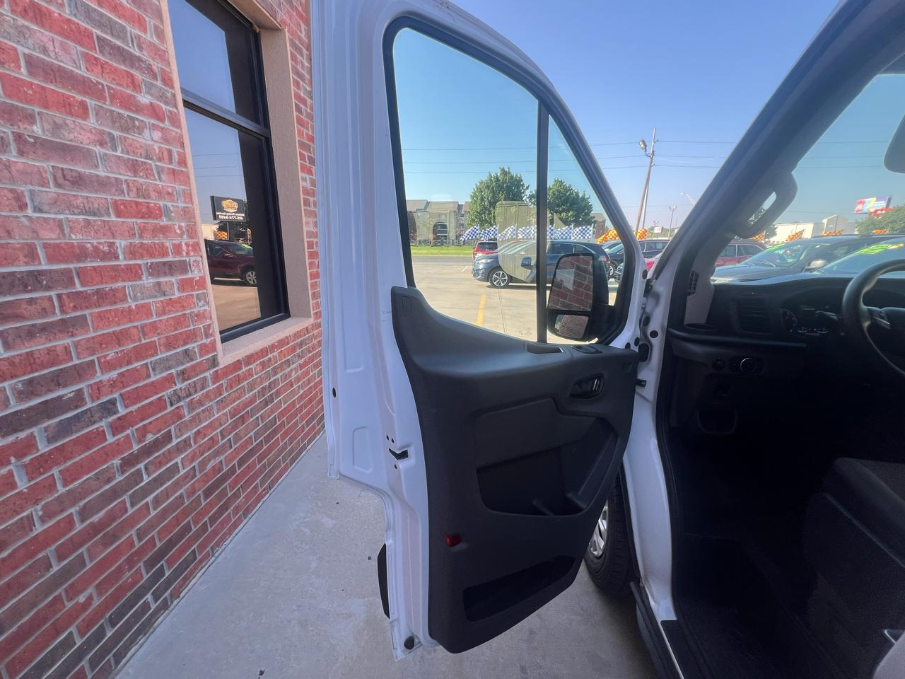 Ford Transit Passenger Wagon T-350 148" High Roof XLT RWD 2023