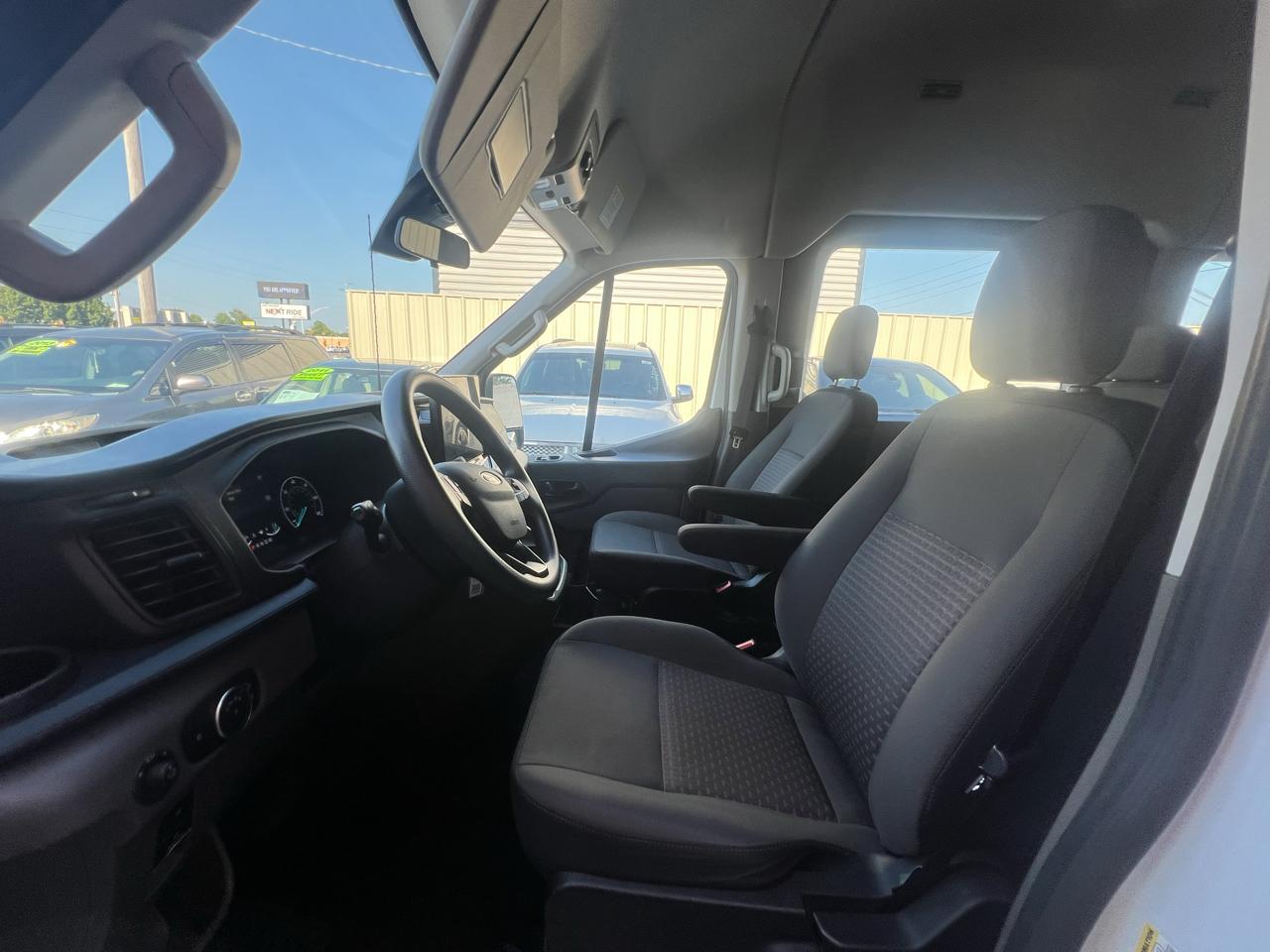 Ford Transit Passenger Wagon T-350 148" High Roof XLT RWD 2023