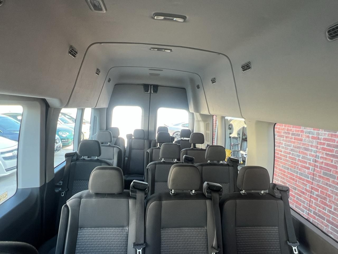 Ford Transit Passenger Wagon T-350 148" High Roof XLT RWD 2023