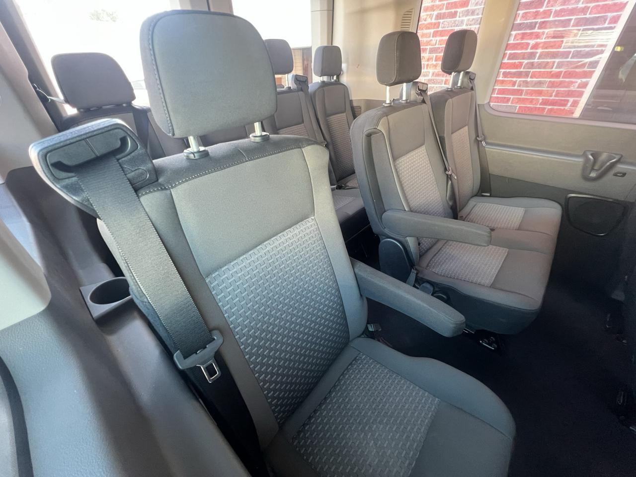 Ford Transit Passenger Wagon T-350 148" High Roof XLT RWD 2023