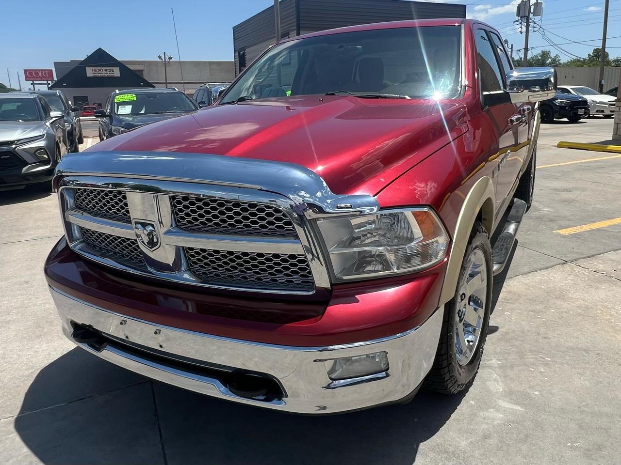 RAM 1500 4WD Quad Cab 140.5" Laramie 2011