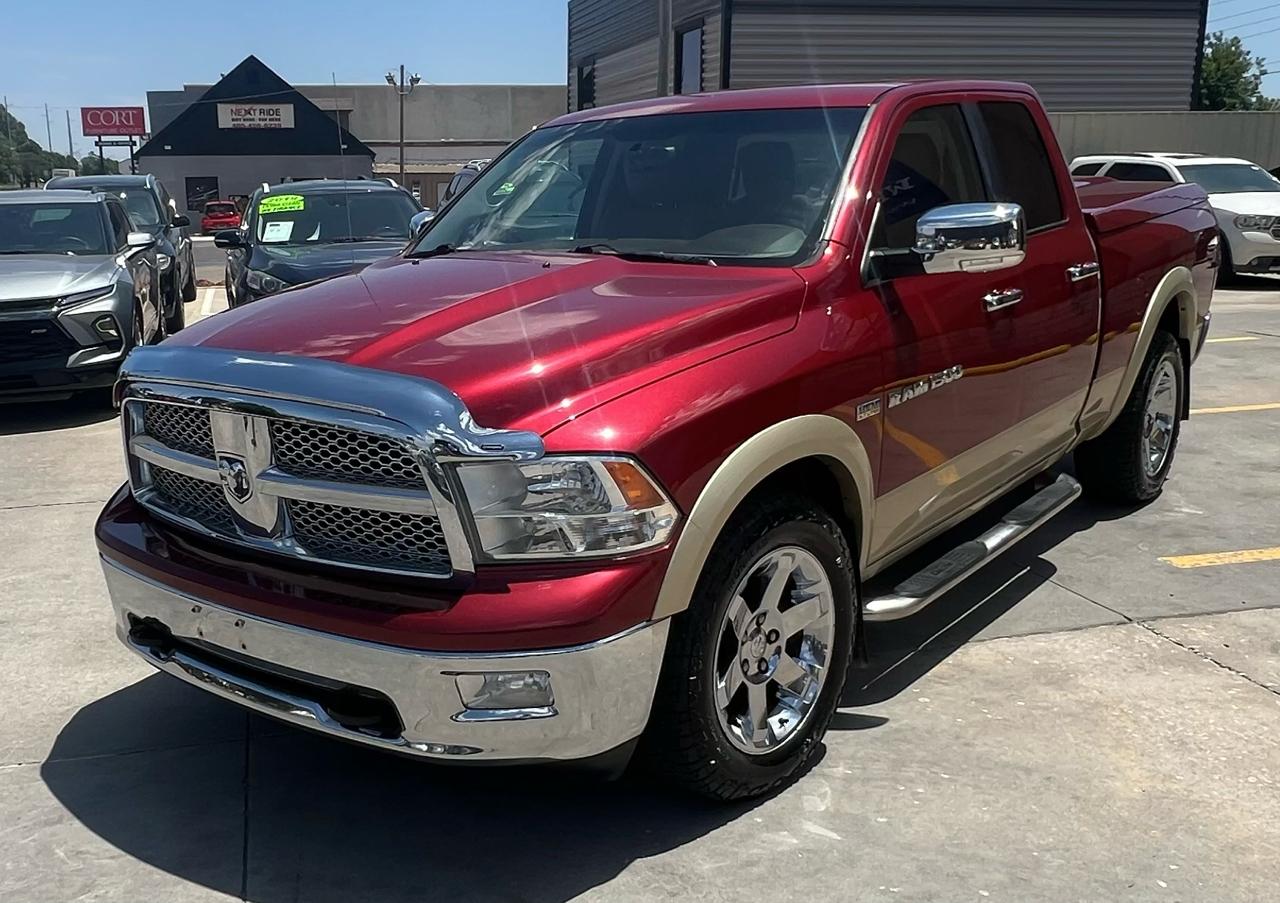 RAM 1500 4WD Quad Cab 140.5" Laramie 2011