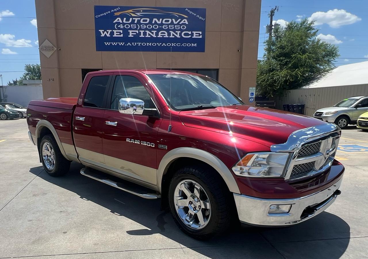 RAM 1500 4WD Quad Cab 140.5" Laramie 2011