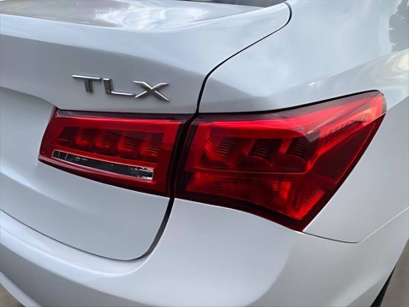 Acura TLX 2.4L FWD 2019
