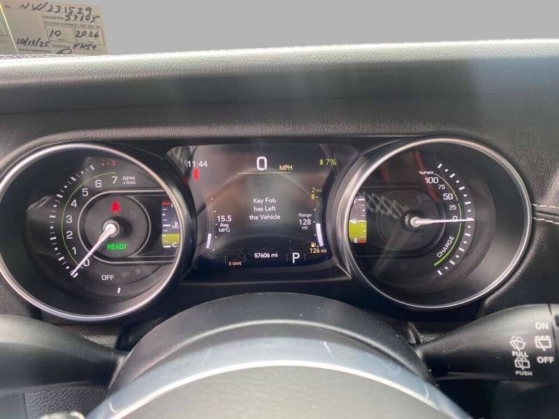 Jeep Wrangler 4xe Unlimited Sahara 4x4 2022