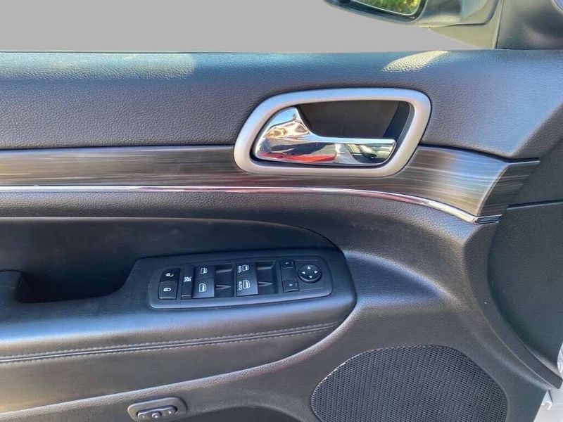 Jeep Grand Cherokee WK Limited 4x4 2022