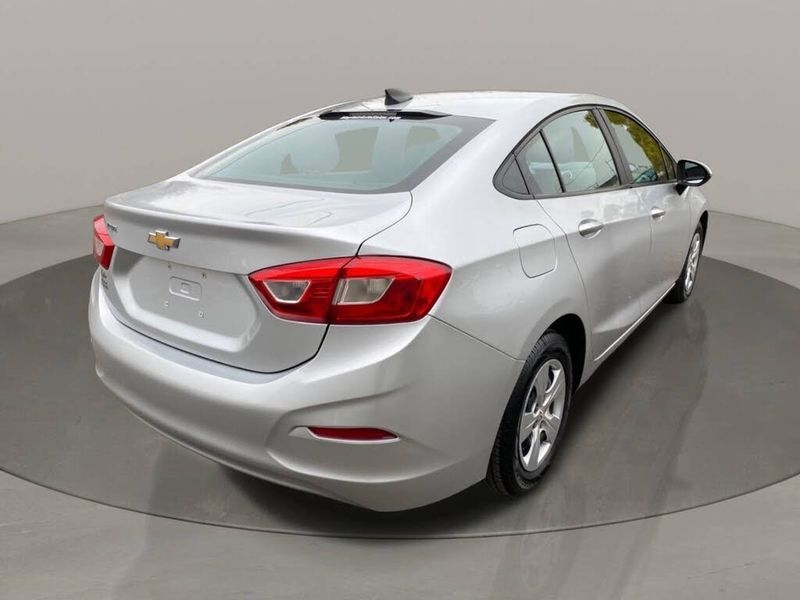 Chevrolet Cruze 4dr Sdn Auto LS 2016