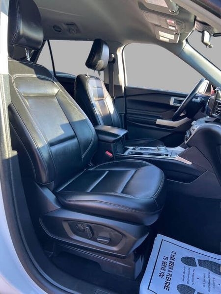 Ford Explorer XLT 4WD 2021