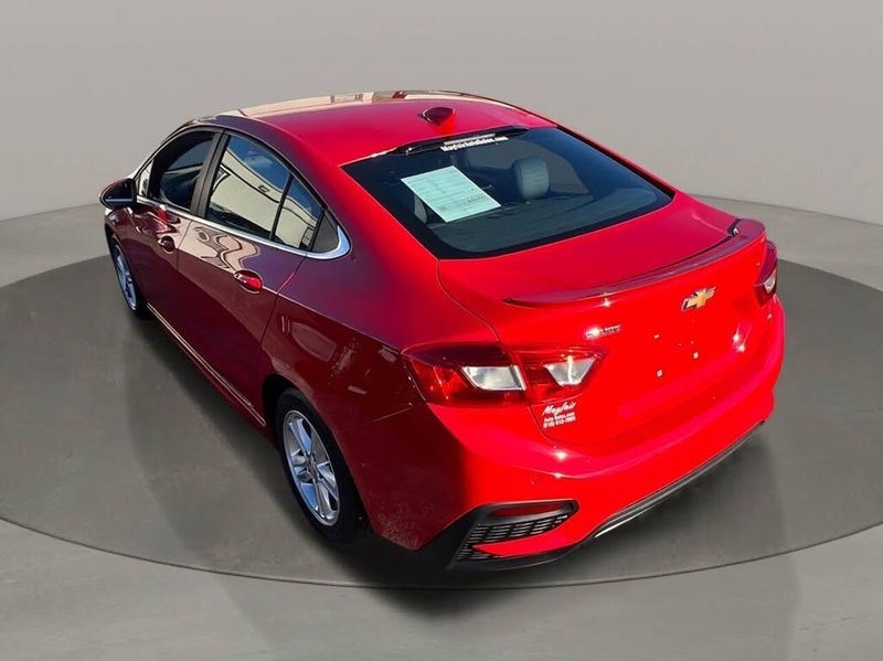 Chevrolet Cruze 4dr Sdn 1.4L LT w/1SD 2017