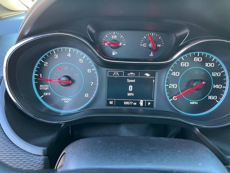 Chevrolet Cruze 4dr Sdn 1.4L LT w/1SD 2017