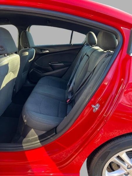 Chevrolet Cruze 4dr Sdn 1.4L LT w/1SD 2017