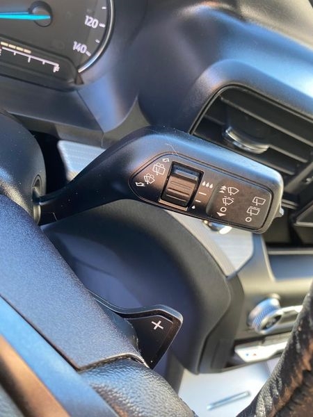 Ford Explorer XLT 4WD 2020