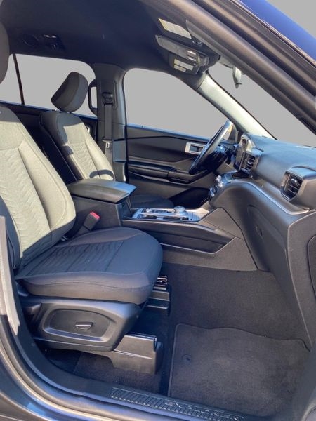 Ford Explorer XLT 4WD 2020