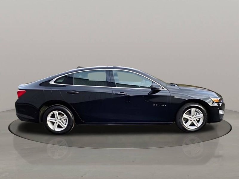 Chevrolet Malibu 4dr Sdn LS w/1LS 2020