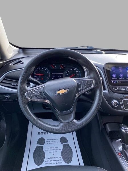 Chevrolet Malibu 4dr Sdn LS w/1LS 2020