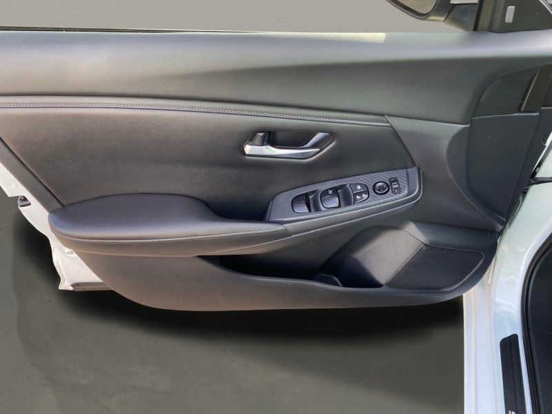 Nissan Sentra SV CVT 2021