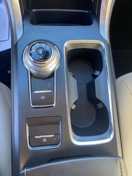 Ford Fusion SE FWD 2019