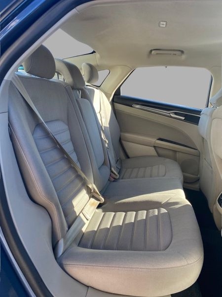 Ford Fusion SE FWD 2019