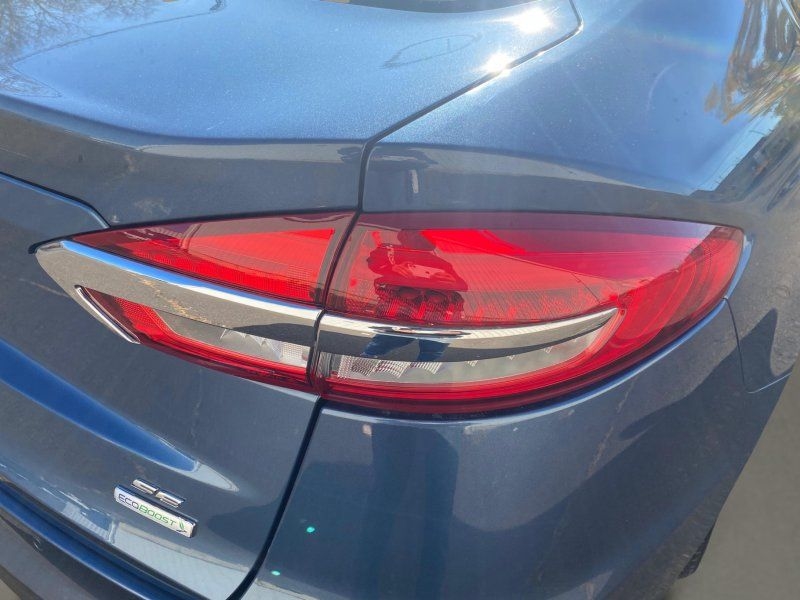 Ford Fusion SE FWD 2019