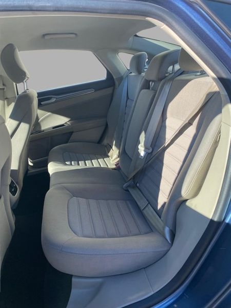 Ford Fusion SE FWD 2019