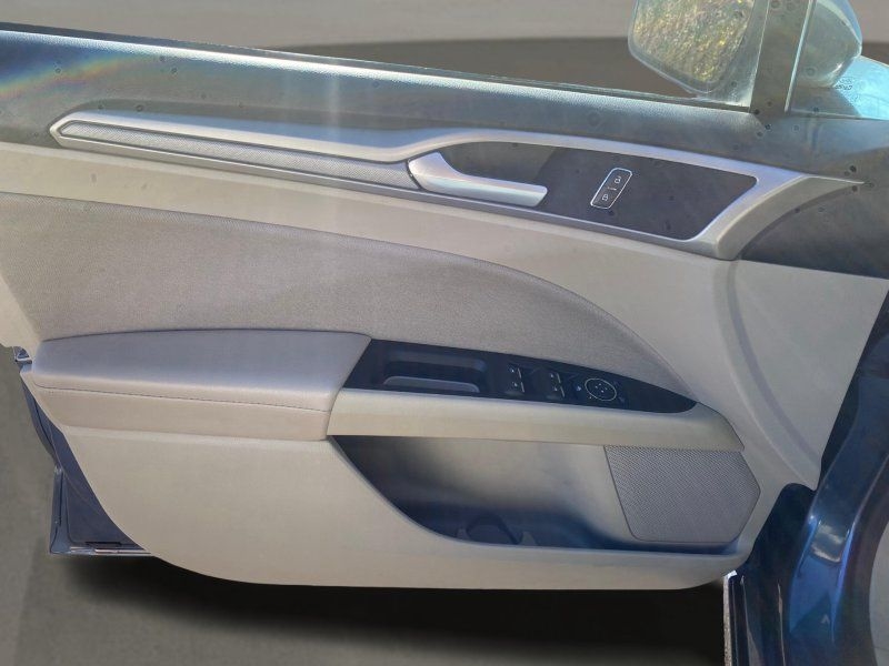 Ford Fusion SE FWD 2019