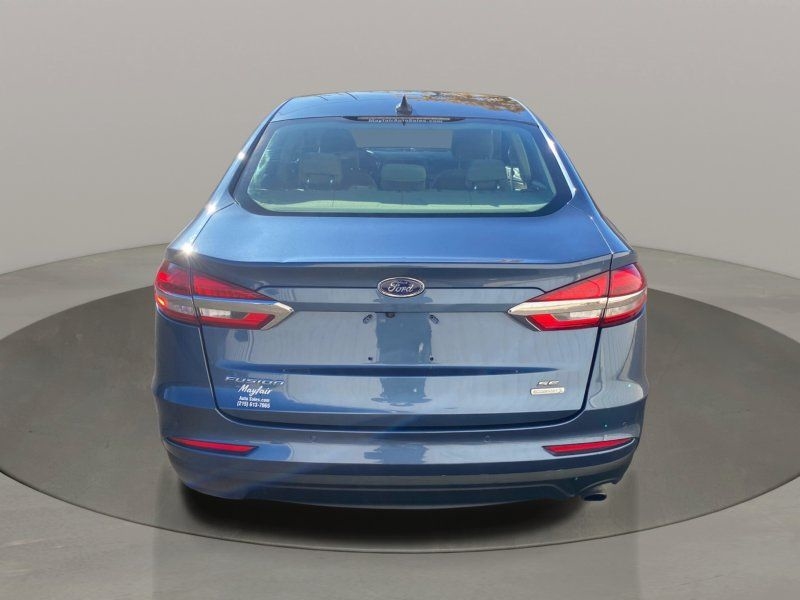 Ford Fusion SE FWD 2019