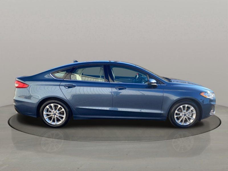 Ford Fusion SE FWD 2019