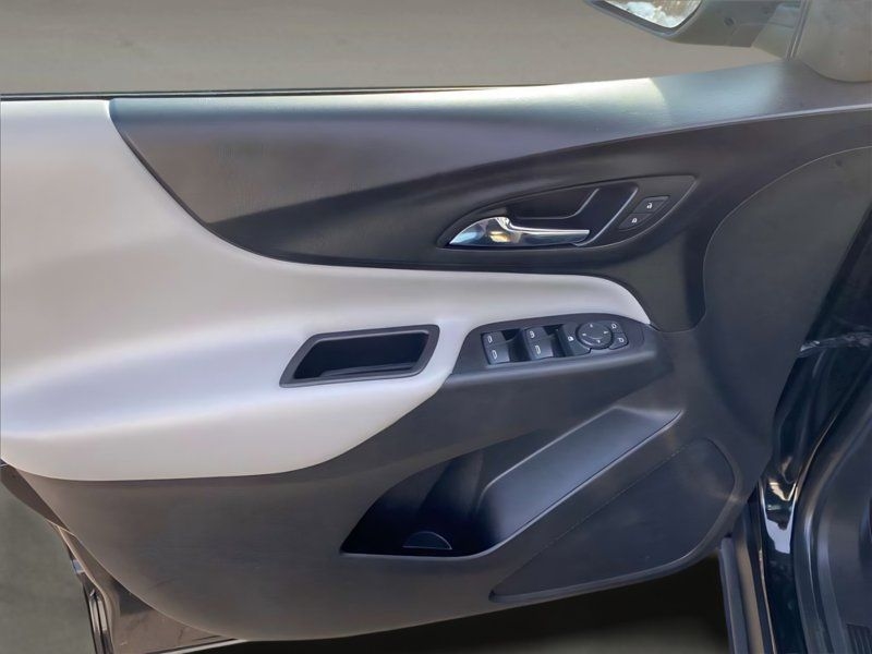 Chevrolet Equinox FWD 4dr LS w/1LS 2018