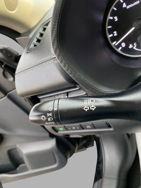 Nissan Sentra SV CVT 2021