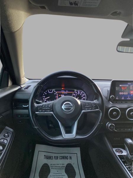 Nissan Sentra SV CVT 2021