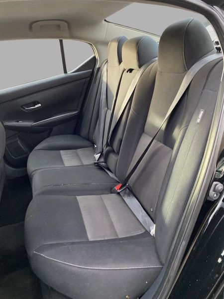 Nissan Sentra SV CVT 2021