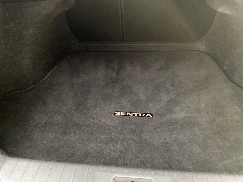 Nissan Sentra SV CVT 2021