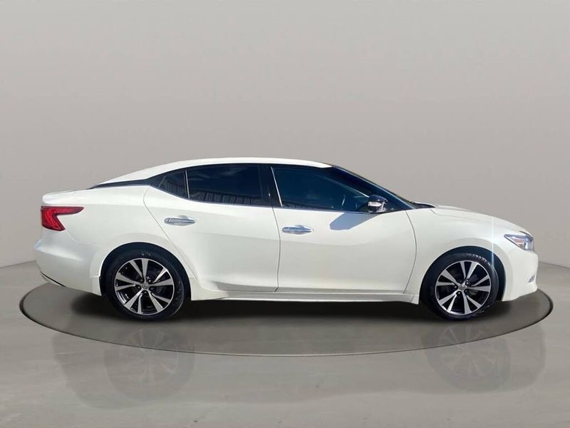 Nissan Maxima Platinum 3.5L 2017
